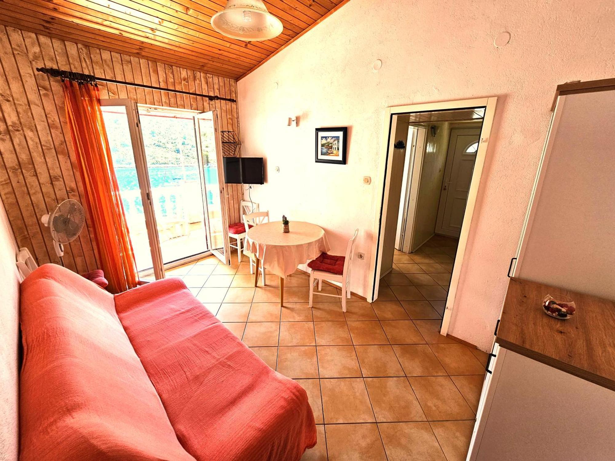 Apartments Carmen Vinisce Bagian luar foto