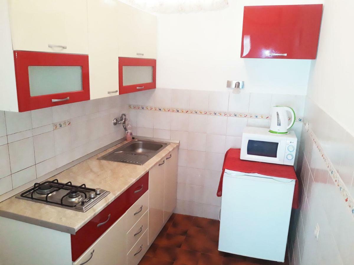 Apartments Carmen Vinisce Bagian luar foto